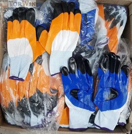 Перчатки облитые разноцветные с черными пальцами